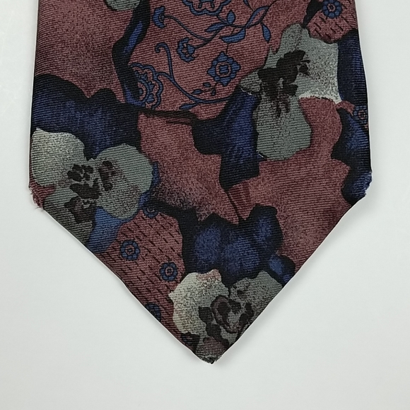 Yves Saint Laurent vintage floral silk tie - Picture 6 of 7